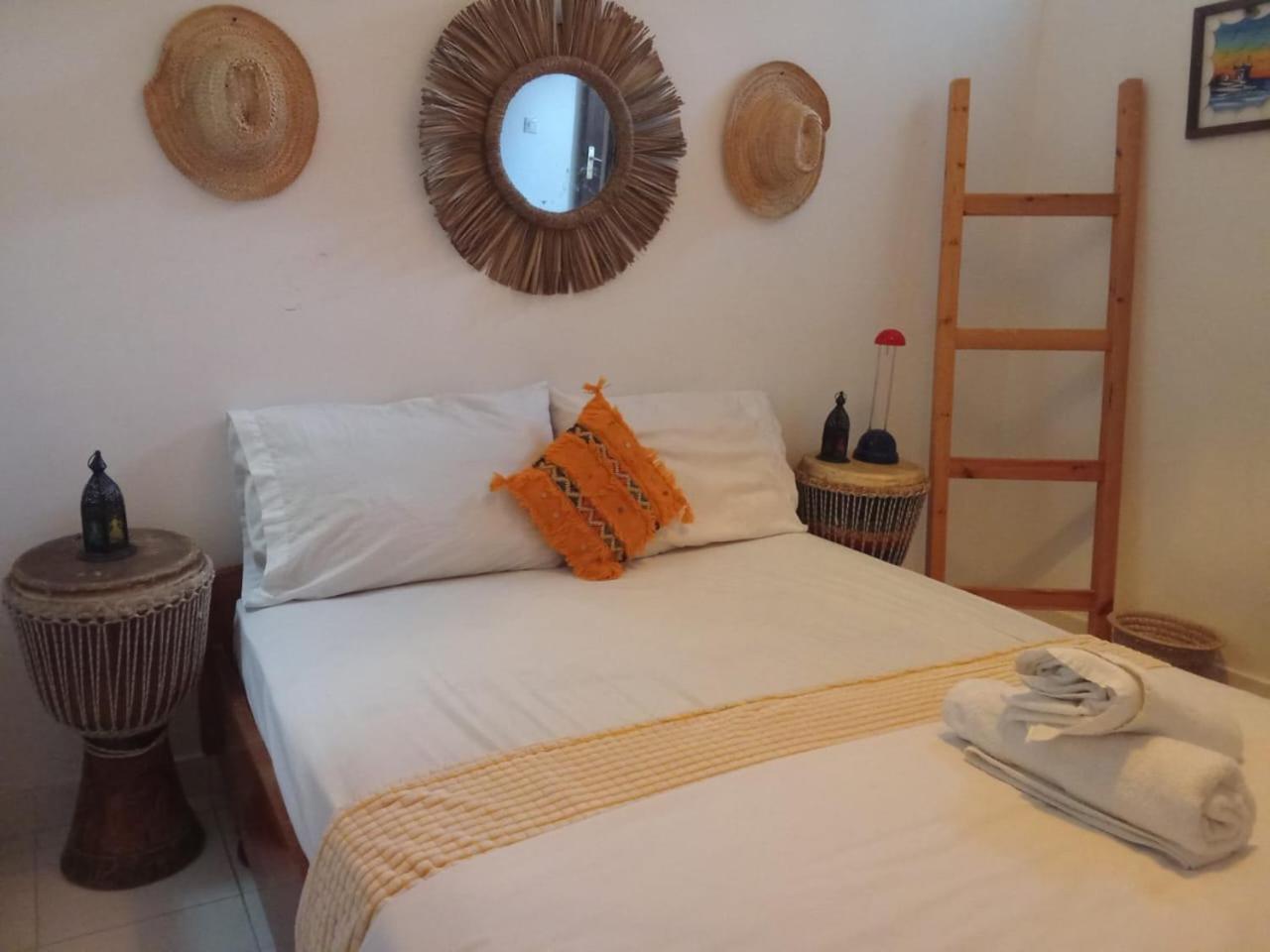 Surfer Rosa Hostel Tamraght Ngoại thất bức ảnh